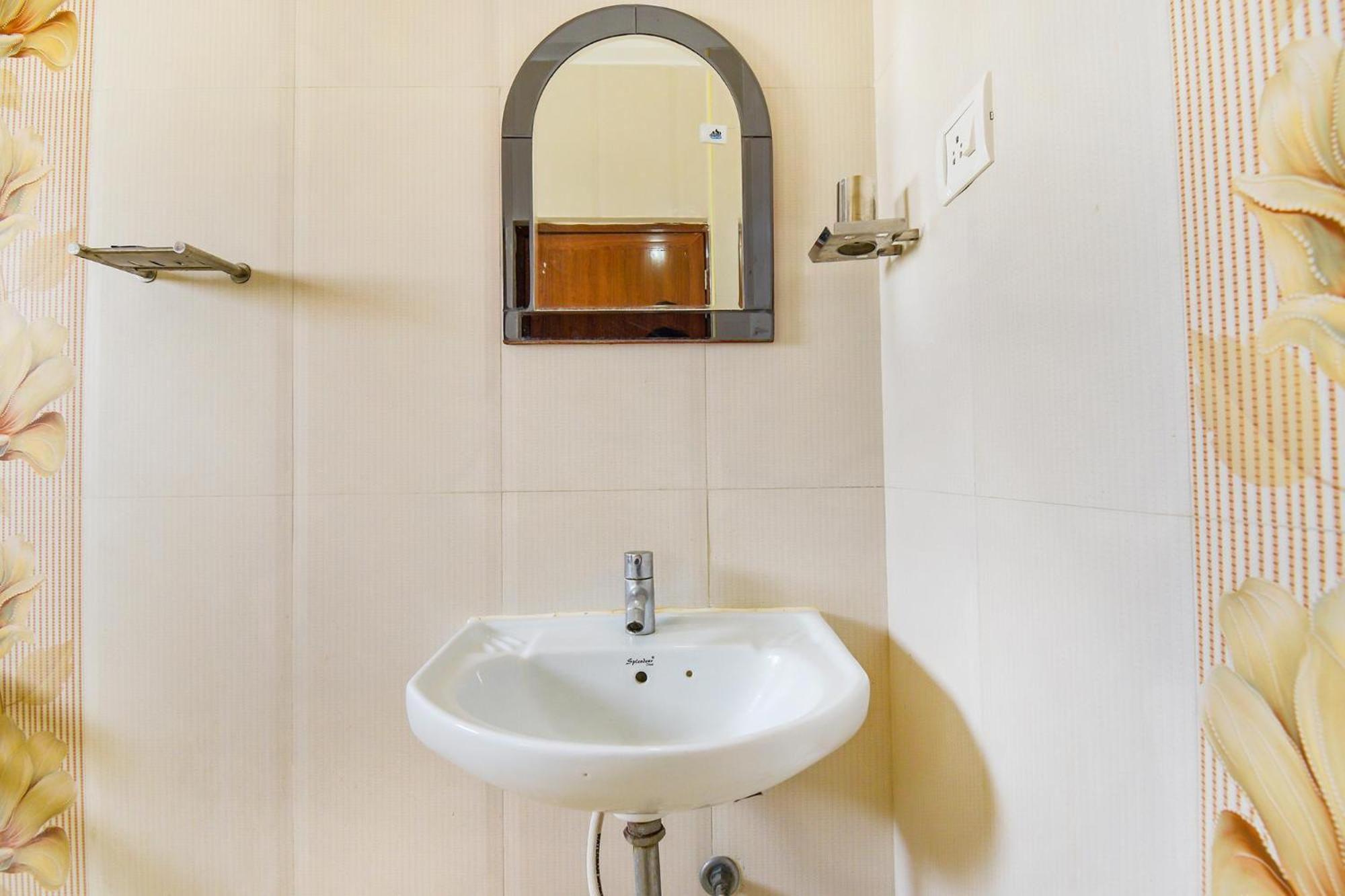 Fabhotel Sri Krishna Residency Airport - Nr Chennai International Airport ภายนอก รูปภาพ